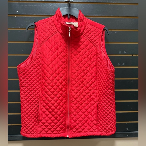 Fresh Women’s Quilted Zip Vest – Red – Size 2X - Picture 1 of 3